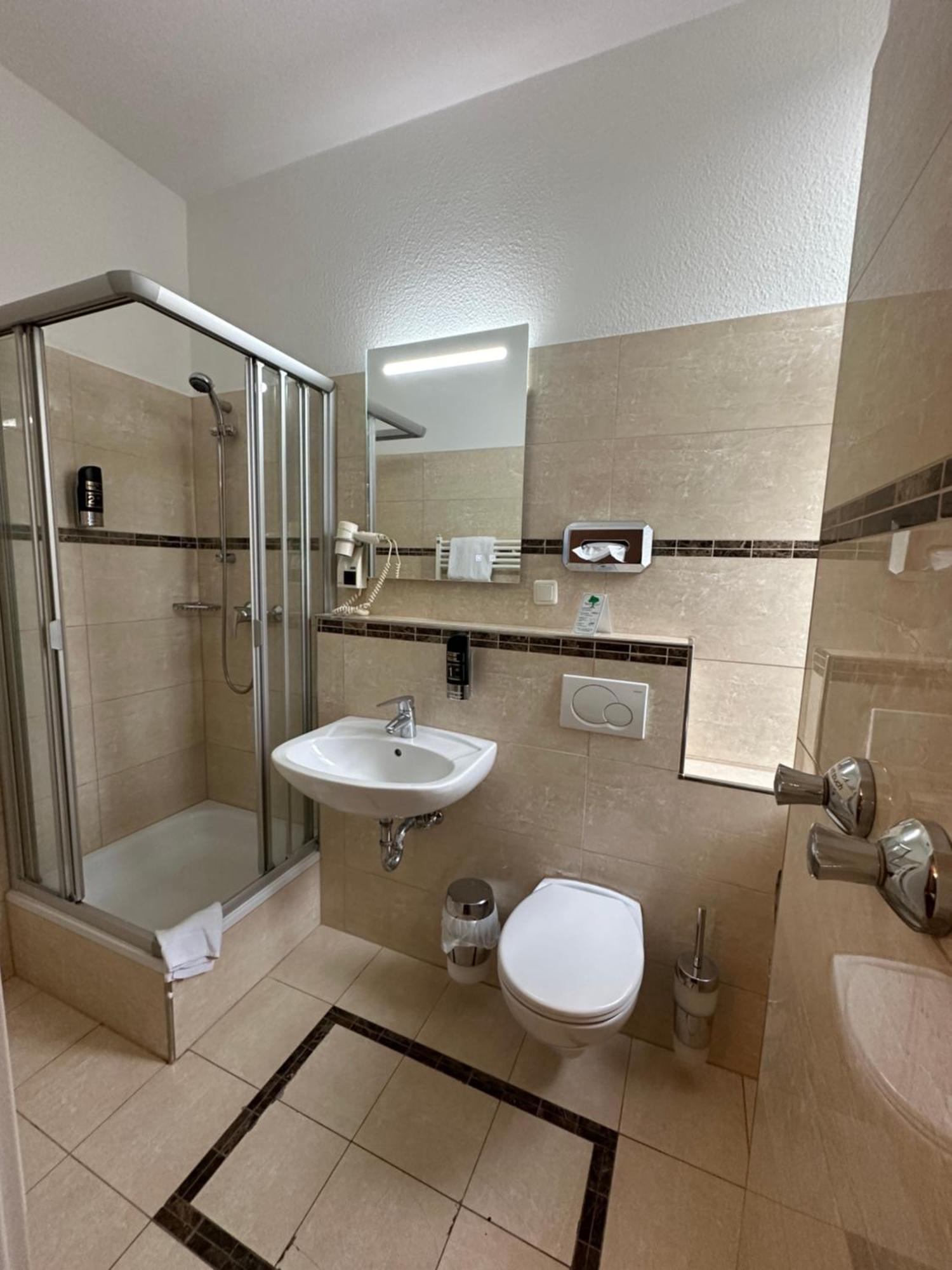 Hotel Expo Frankfurt City Centre Франкфурт-на-Майне Экстерьер фото