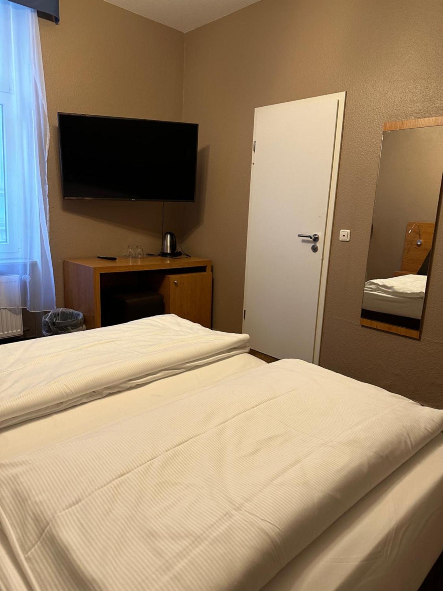 Hotel Expo Frankfurt City Centre Франкфурт-на-Майне Экстерьер фото
