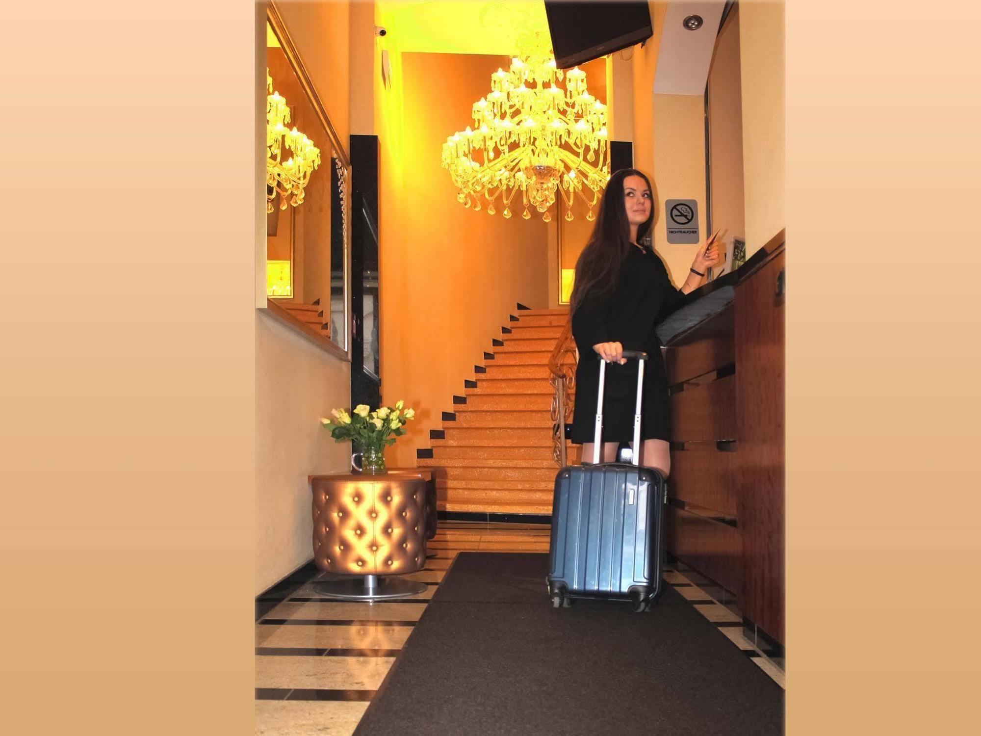 Hotel Expo Frankfurt City Centre Франкфурт-на-Майне Экстерьер фото